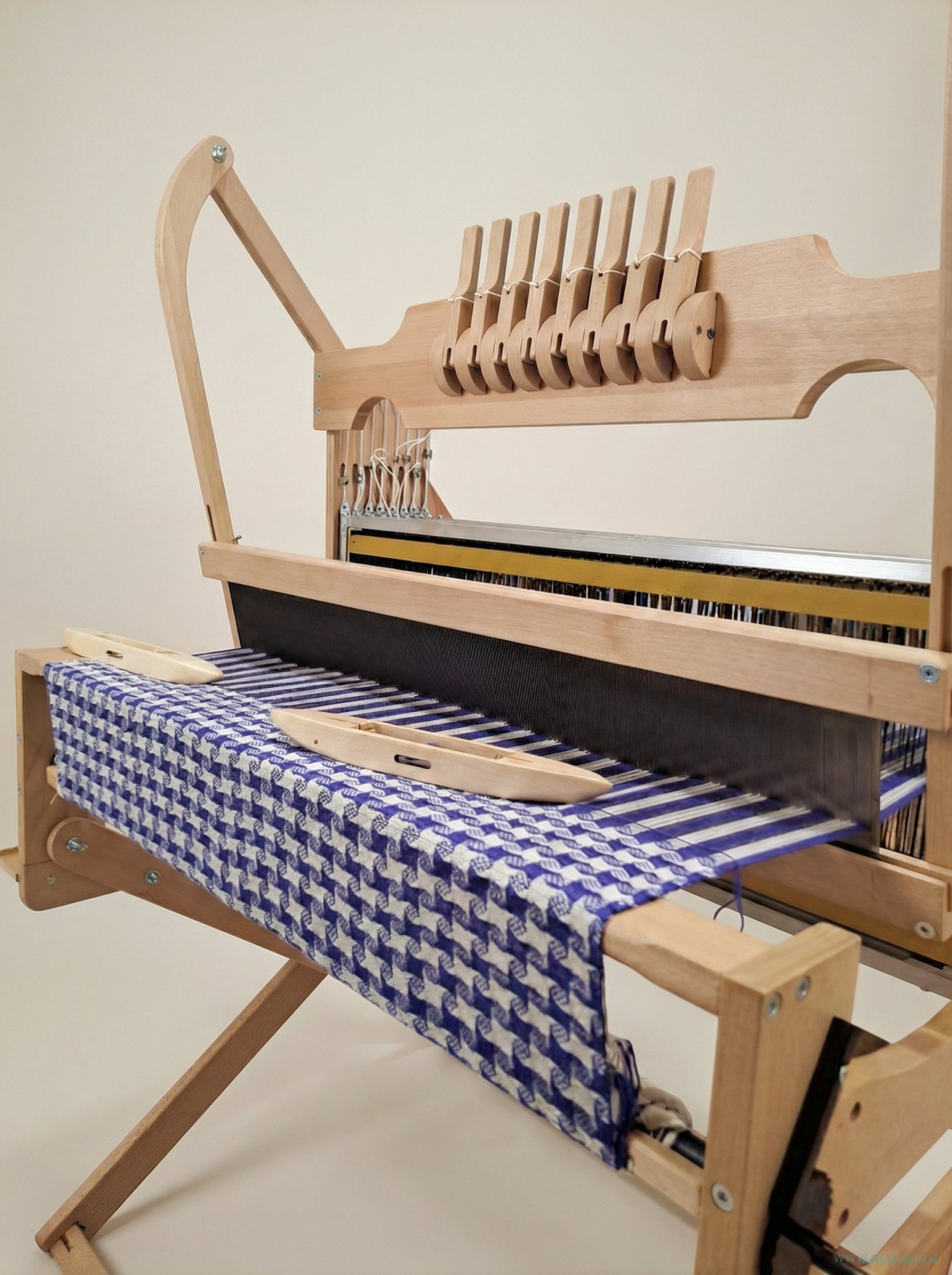 ������ ������� ������ /������-�������/ 65 �� (8-�� ��������) ������� �� �������